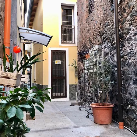 Loft Vicolo Lavico * Catania
