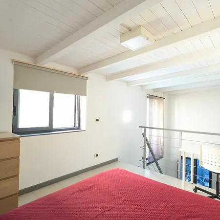 Loft Vicolo Lavico 公寓 *