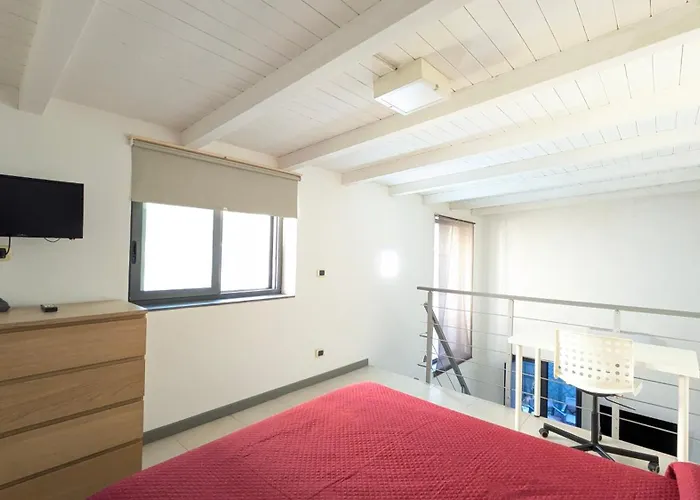 Loft Vicolo Lavico Apartment *